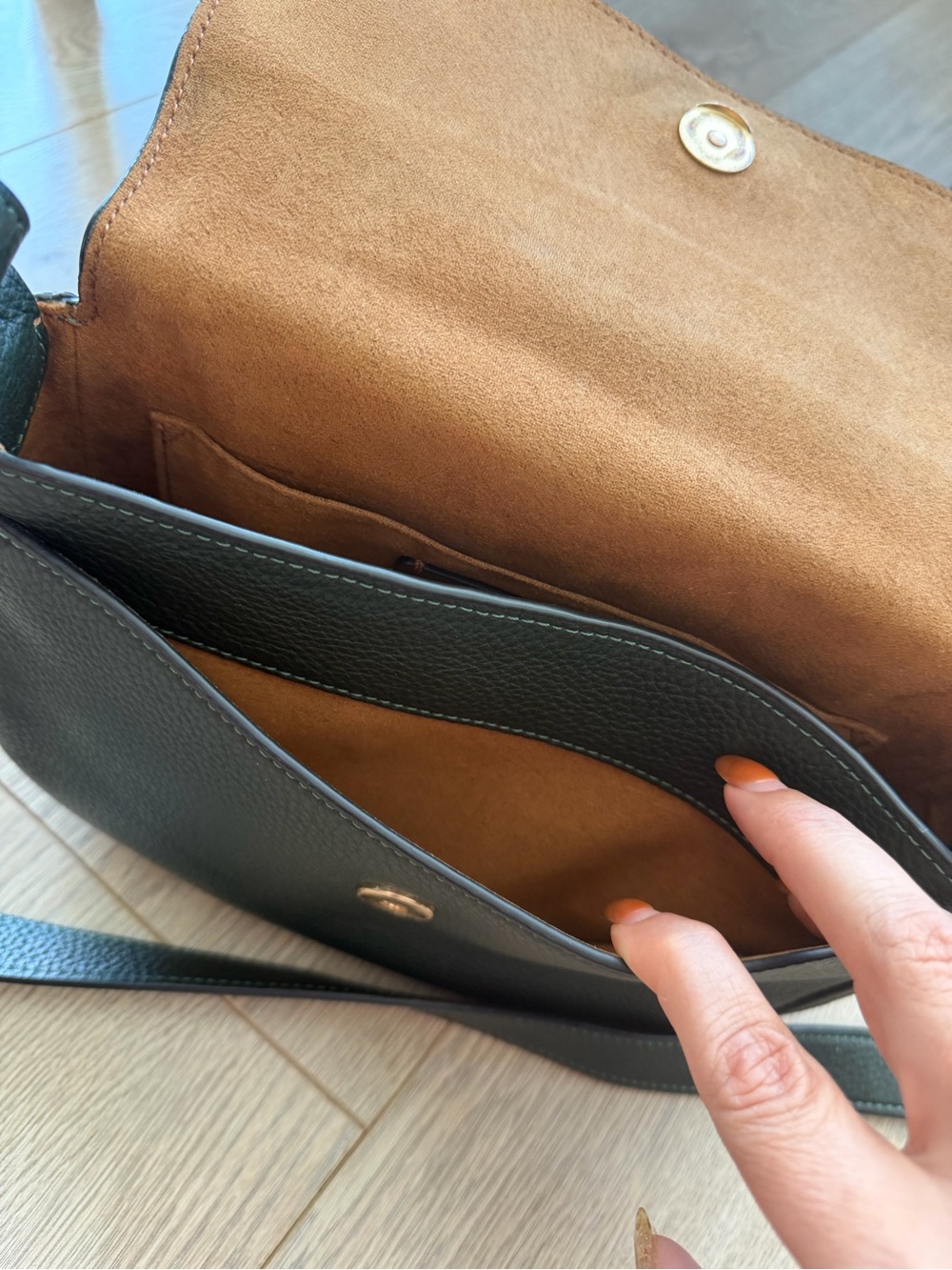 Coach Pebbled Leather Crossbody Bag | Forest Green|Gold Hardware|Excellent Condi - Picture 14 of 15